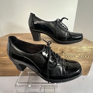 Clarks Bendables Lace Up Oxford Heels SZ 9.5 Patent Leather Dark Academia Granny
